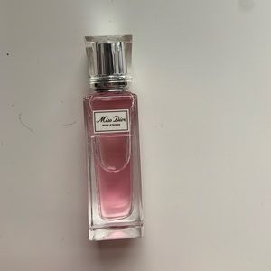 Miss Dior Roses N' Roses Roller-pearl Perfume
